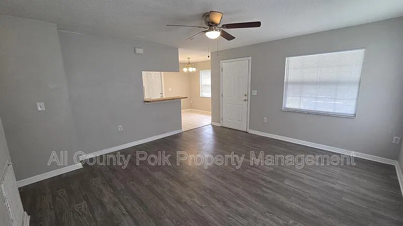 3 bed, 2.0 bath, 1130 sqft, $1,495 — Photo 3