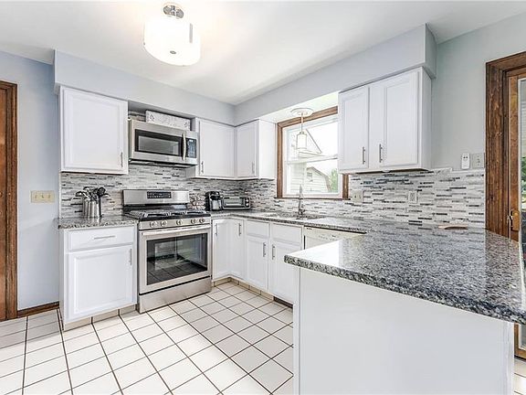 3rd image of 5235 Trotter Dr