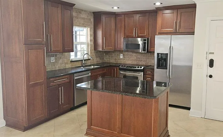 8822 Bay Pointe Dr #203 — Photo 3