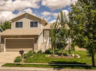 5392 S Vista Dr, Roy, UT 84067