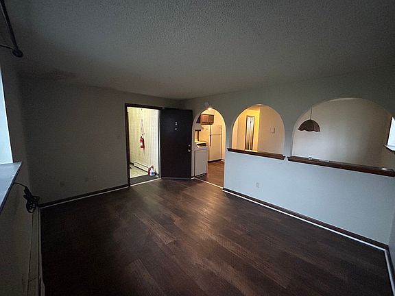 4th image of 188 Mead St APT 2