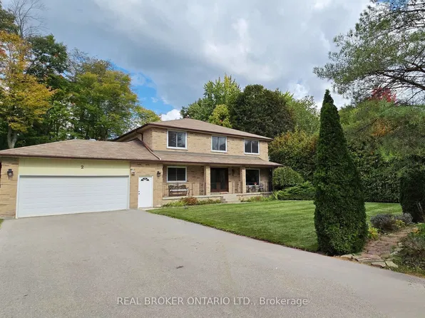 2 Amberglen Ct, East Gwillimbury, ON L9N 1J6