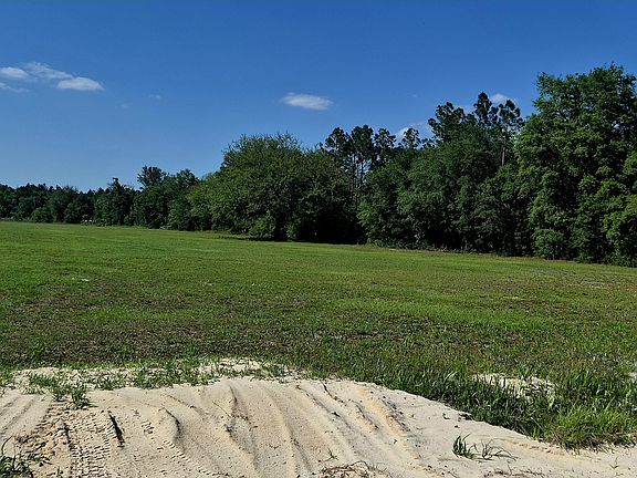 4th image of 469 Barber Branch Rd
