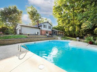 698 E Edgewood Dr, Danville, IN 46122