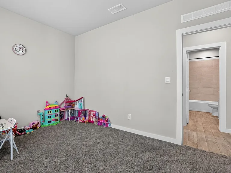2209 Beaufort Dr — Photo 27