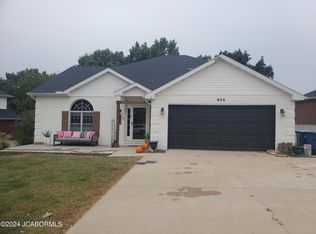 934 Diamond Rdg, Jefferson City, MO 65109
