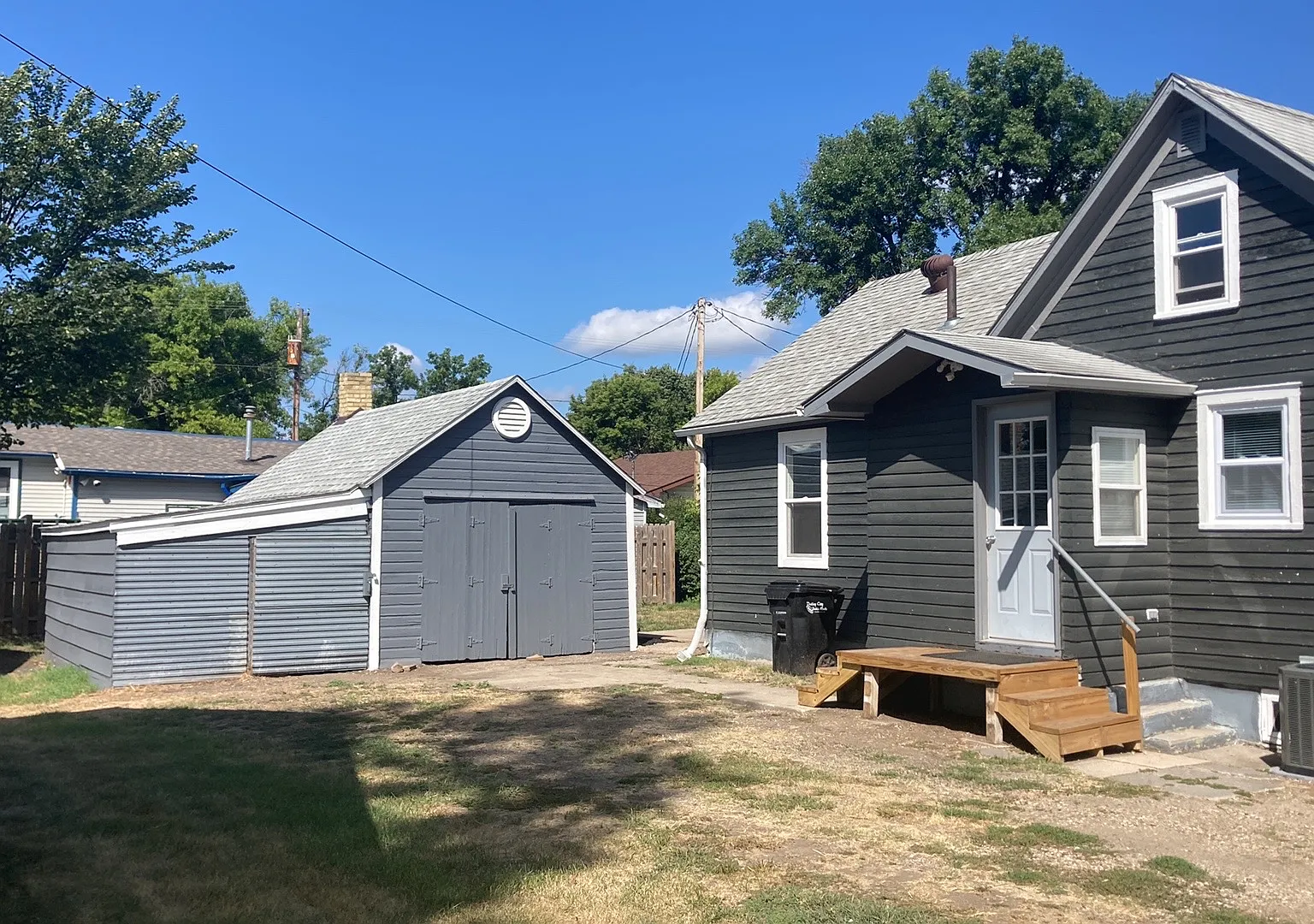 2 bed, 640 sqft, $950 — Photo 2