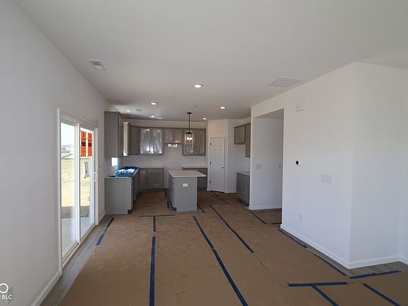 4th image of 3692 Dutton Dr
