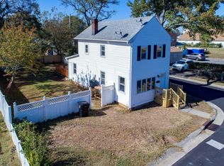 11 Clinton St, Middletown, NJ 07748