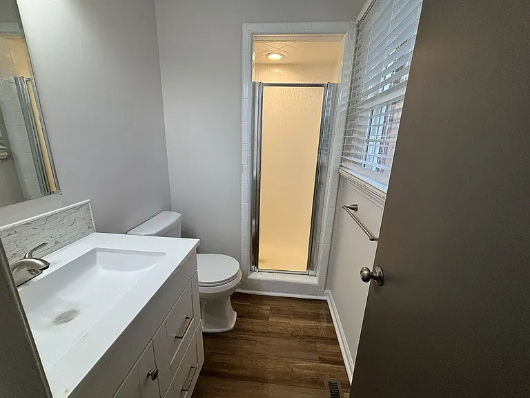 6229 Guess Rd — Photo 22
