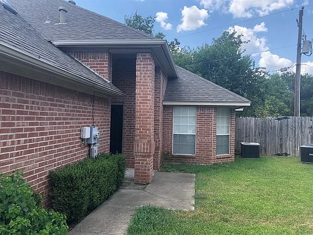 1st image of 11913 Rhulen Ct