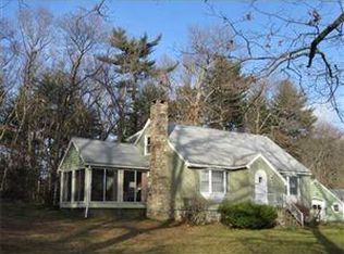 32 River St, Upton, MA 01568