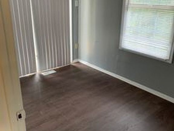 4th image of 5514 Almond Ave
