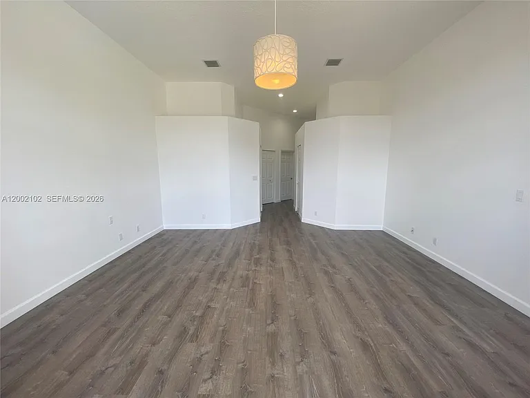 2486 Bay Isle Dr — Photo 20