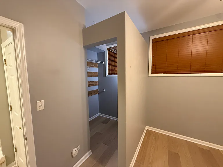 1102 N Marshfield Ave #1W — Photo 32