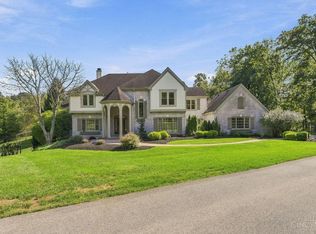 8575 Sleepy Hollow Dr, Cincinnati, OH 45243