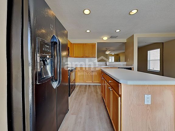 3rd image of 10512 Boyette Creek Blvd