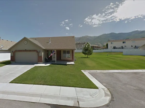 742 N Stonne Ln, Kaysville, UT 84037