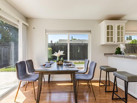 4th image of 5921 Garces Ave