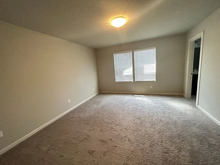 31482 NW Turel Dr — Photo 13