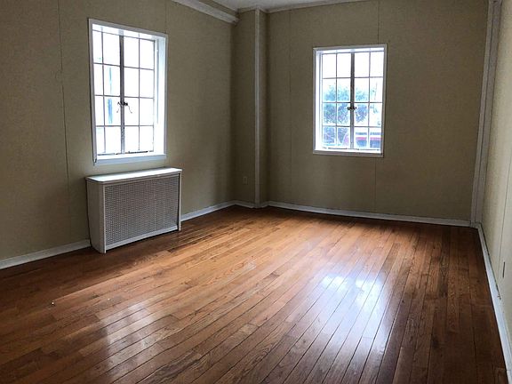 3rd image of 155 W River St #14096715