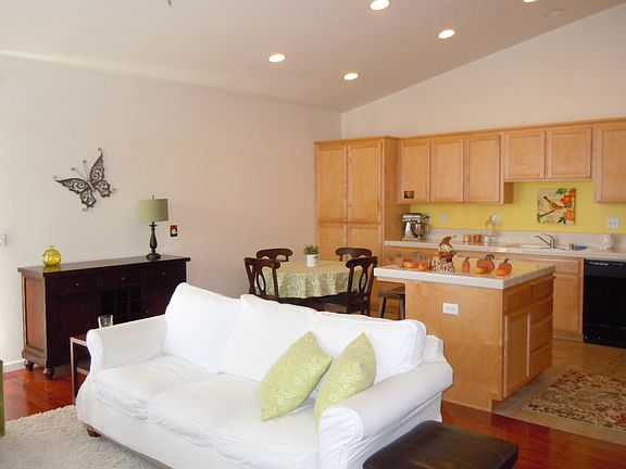 Kitchen & Family Room