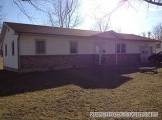 208 E Jim St, Eldon, MO 65026