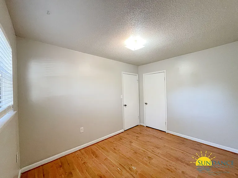 792B Navy St — Photo 7
