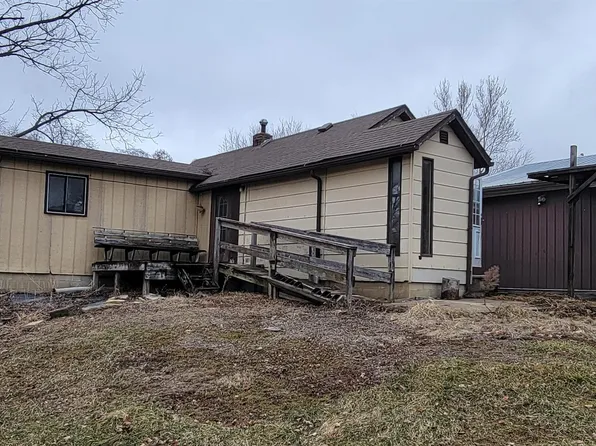 315 Cherry St, West Union, IA 52175