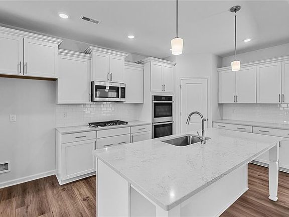 6th image of this home