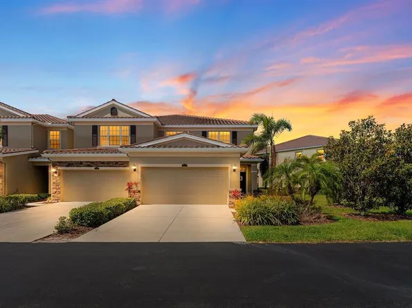 582 53rd Ave N, Saint Petersburg, FL 33703