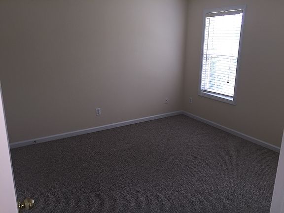 Upstairs Bedroom 1