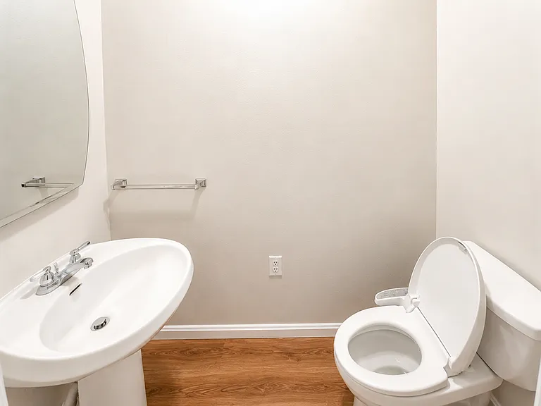 6017 Wheeler Ln — Photo 10