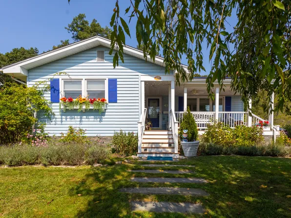 43 West Vine Street, Stonington, CT 06379