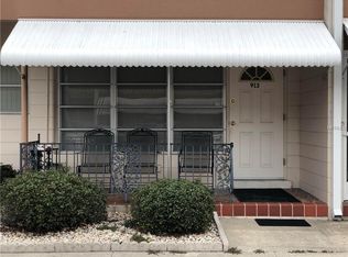 4032 55th Way N APT 913, Kenneth City, FL 33709