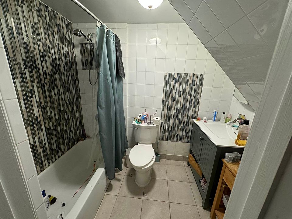1st image of 31-14 31st St #L
