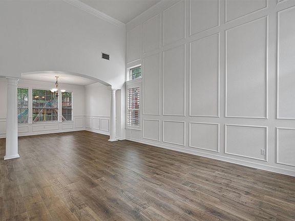 5th image of 9926 Barbrook Dr
