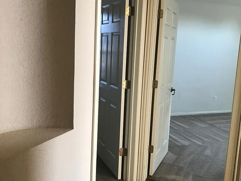 Split Hall to Bedrooms 1,2, & 3