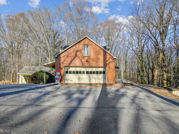 616 Gun Rd, Baltimore, MD 21227