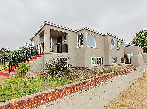 4th image of 10338 S Manhattan Pl