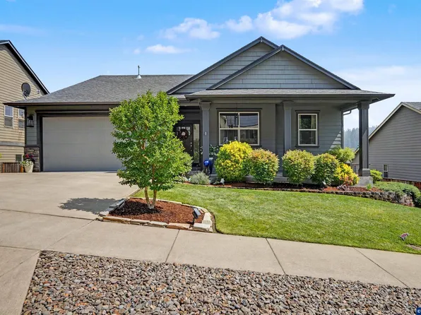 1644 Centennial Dr, Silverton, OR 97381