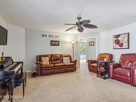 4th image of 1518 Scarlett Way