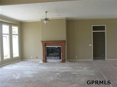 4th image of 3813 S Hws Cleveland Blvd