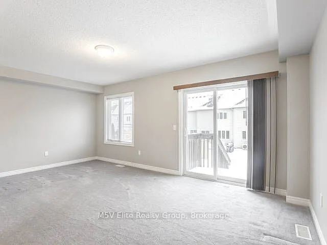863 Cook Cres — Photo 6