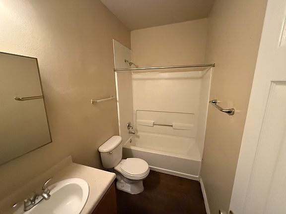 3rd image of 354 E Southcross Blvd APT 6