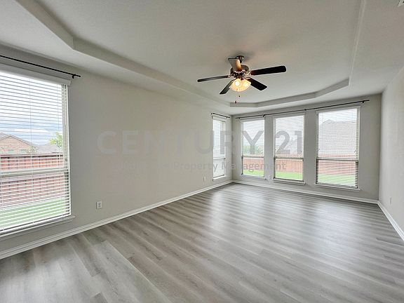 5th image of 15201 Everly Ct