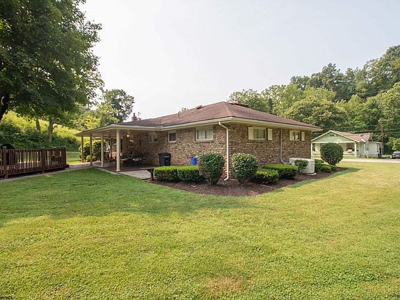 4th image of 1431 Paw Paw Creek Rd