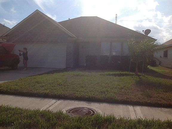 2nd image of 3730 Elderberry Dr