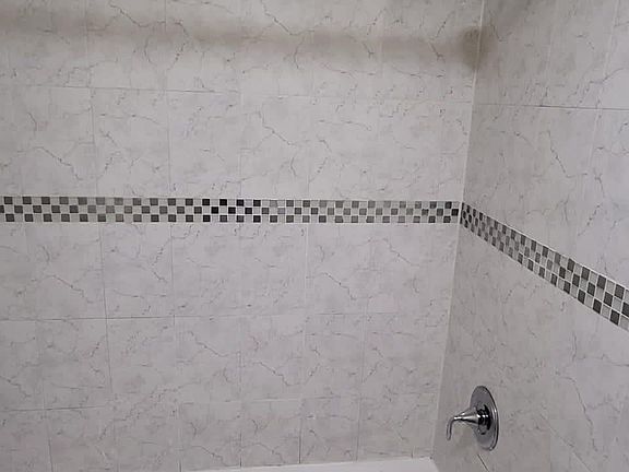 5th image of 10217 Avenue L