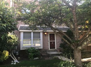 604 Shropshire Dr, West Chester, PA 19382